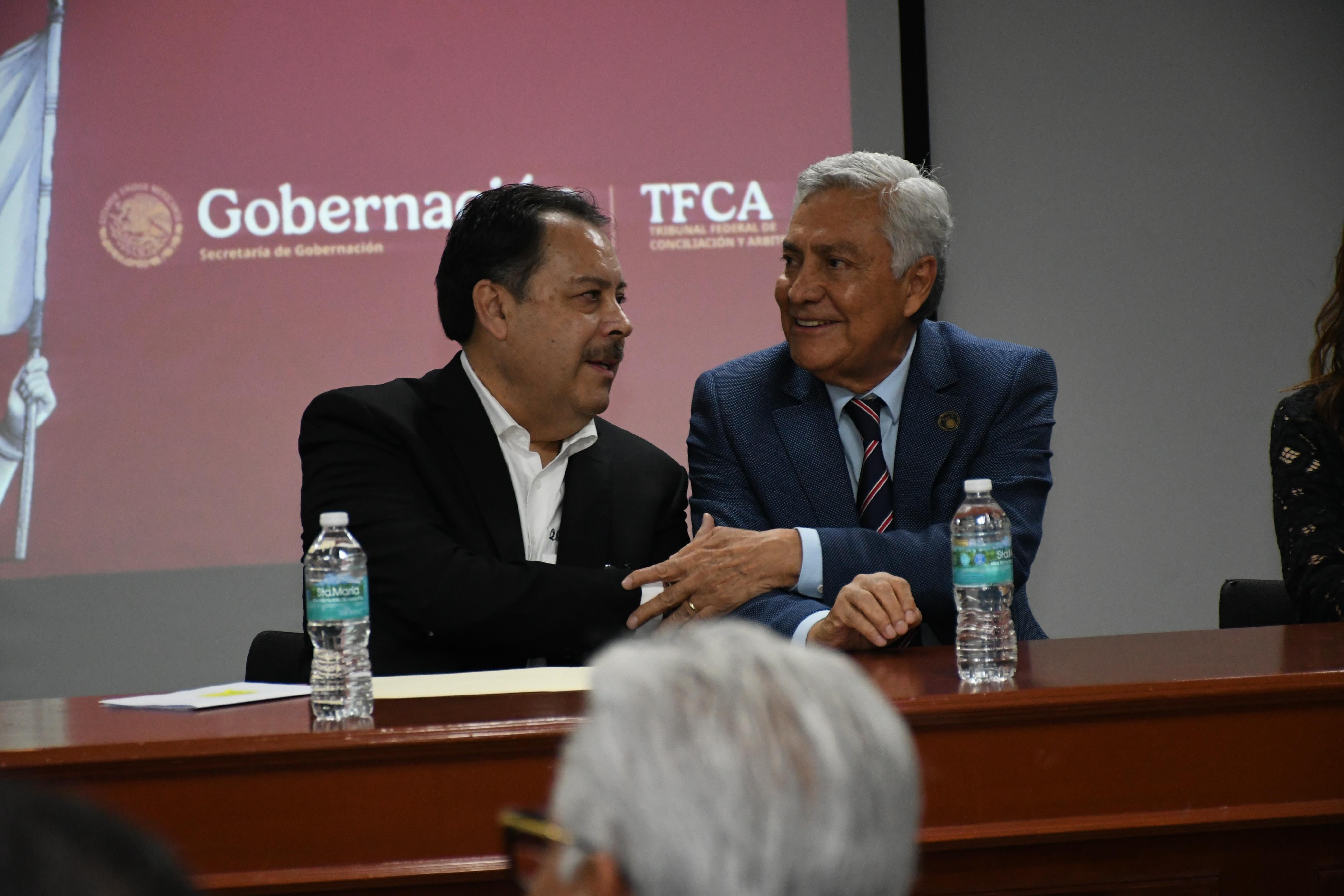 Inauguración de la Unidad Móvil de SuperISSSTE en el Tribunal Federal de Conciliación y Arbitraje